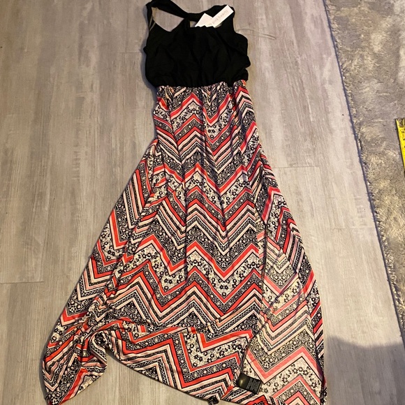 three pink hearts Dresses & Skirts - Three Hearts Black Top Maxi Dress with Coral and Cream Chevron Skirt